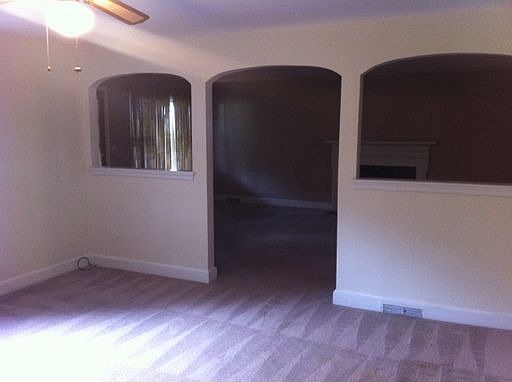 4th image of 5005 Summit Ave