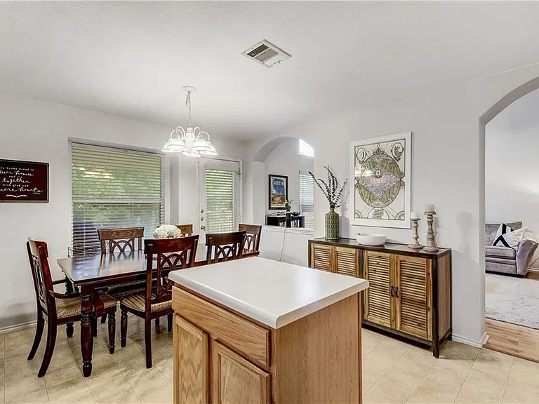 11515 James B Connolly Ln — Photo 9