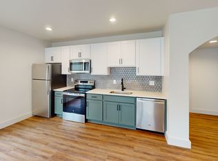 Marquita Court, Dallas, TX 75206