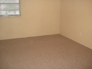 5th image of 312 N Guyer St