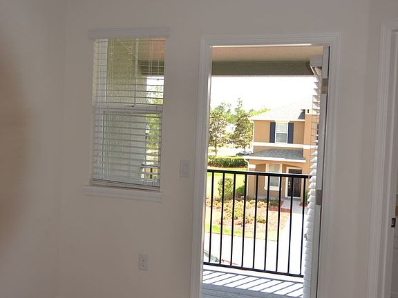4th image of 103 Phillip Scott Dr