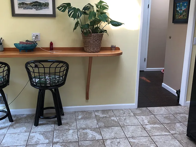 484 Sausalito Blvd — Photo 5