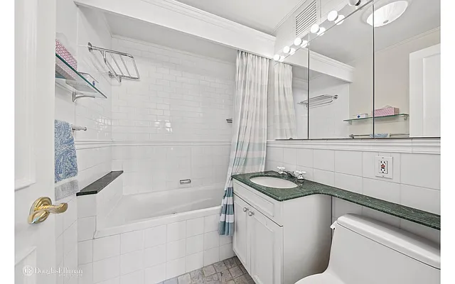 Sold by Douglas Elliman | media 6