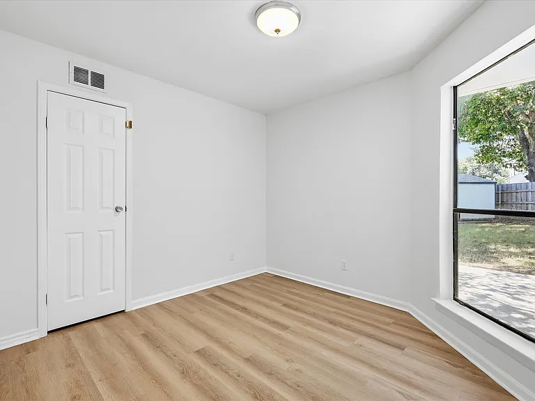 102 Pinyon Ln — Photo 14
