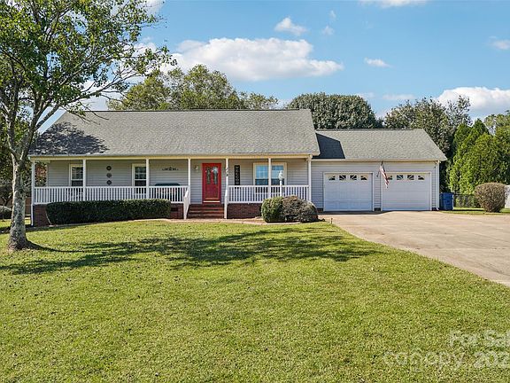 2nd image of 119 Watts Ct