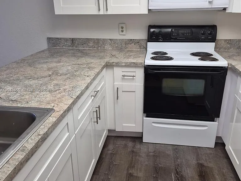 16220 NW 2nd Ave #412 — Photo 3