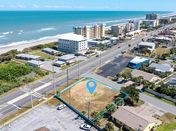 100 Flug Ave, Indialantic, FL 32903