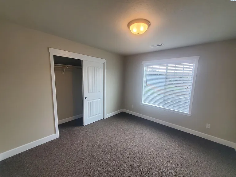 10260 W 18th Ct — Photo 13