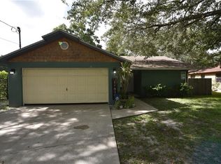 1701 Country Club Dr UNIT C, Tampa, FL 33612
