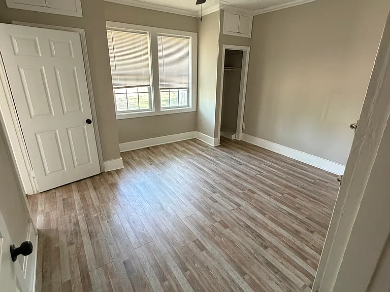 1485 Jackson Ave — Photo 8