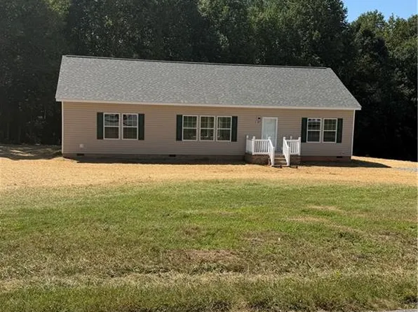 5101 Center Rd, Jonesville, NC 28642