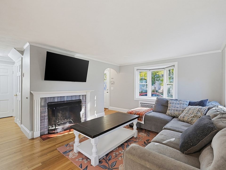 1st image of 57 Harrington Ave