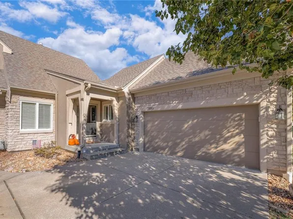 7880 W 157th Ter, Overland Park, KS 66223