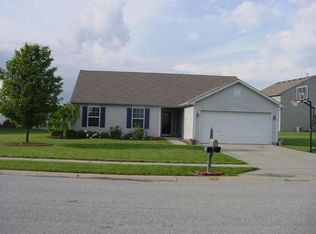 241 S Pineview Dr, Mooresville, IN