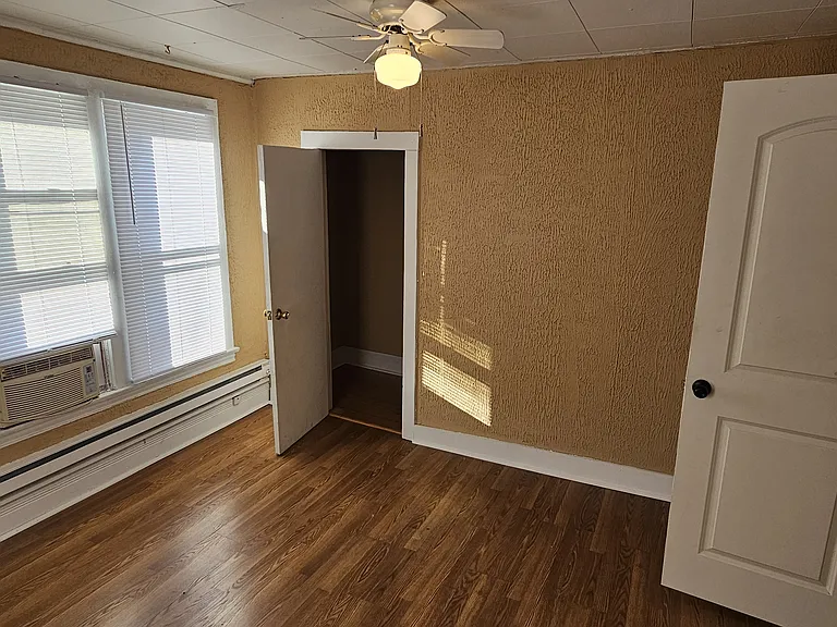 1811 S 16th St #2 — Photo 10