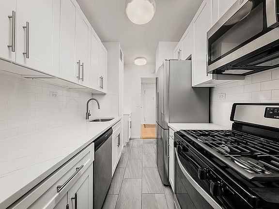 5th image of 176 E 77th St APT 5E