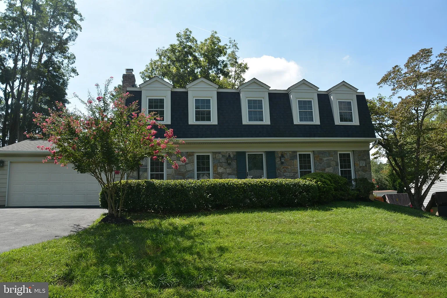 11409 Beechgrove Ln photo 1