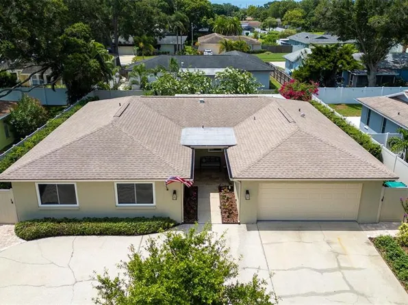 12056 97th Ave, Seminole, FL 33772