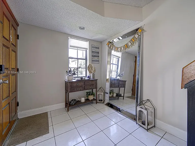 12262 SW 17th Ln #101-V — Photo 10