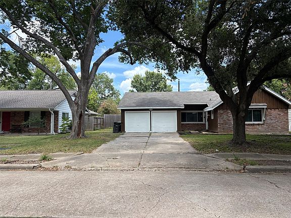 2nd image of 7122 Sharpcrest St