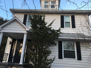 711 Pine St, Mayfield, PA 18433