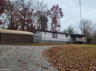 179 Hensley Rd, Deer Lodge, TN 37726