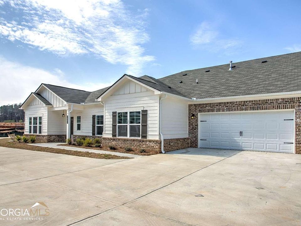 1st image of 3987 Shelleydale Dr