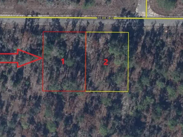 Weller St, Chipley, FL 32428