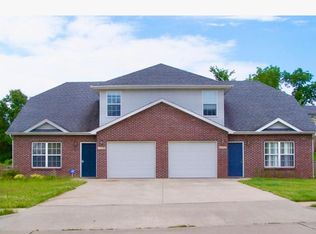3400 Keenes Edge Dr, Columbia, MO 65201