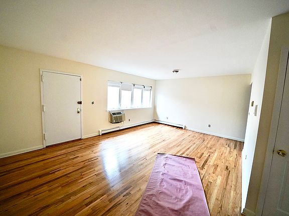 2nd image of 29-17 31st Ave #1C