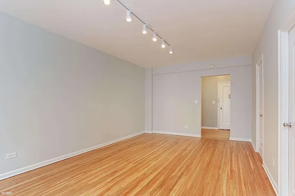 Rented by Citi Habitats | media 25