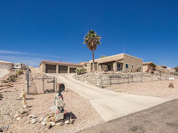 3rd image of 3567 Tarpon Dr