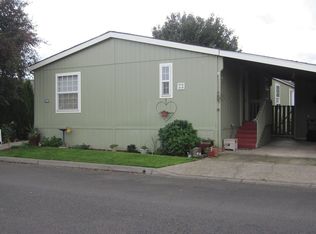 300 S Everest Rd #39, Newberg, OR 97132