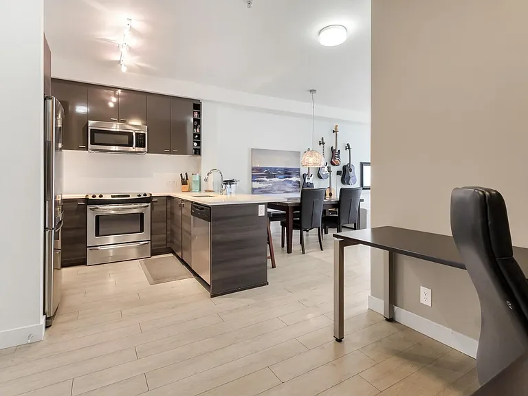 13925 Fraser Hwy #D109 — Photo 16