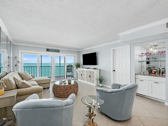 3rd image of 1125 Highway A1a APT 609