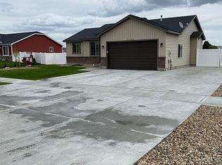 2140 N Roy Dr, Idaho Falls, ID 83401