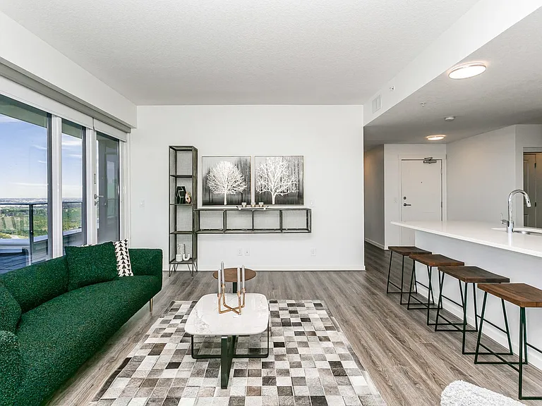 10215 95th St NW — Photo 38