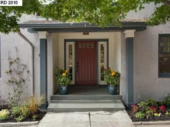 685 Fairmount Ave, Oakland, CA 94611