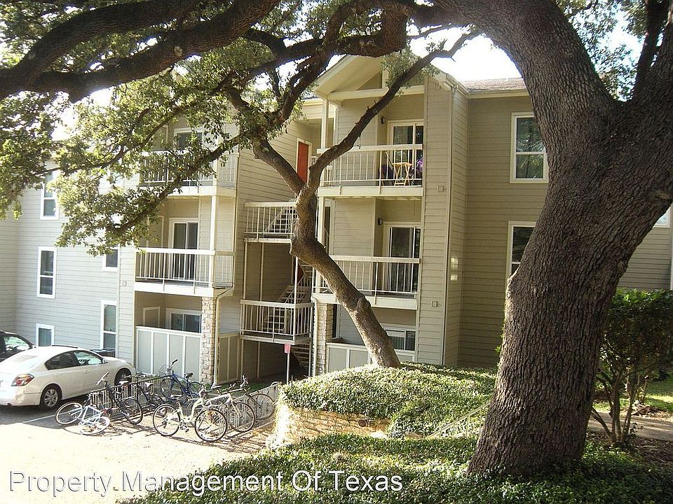 1st image of 114 E 31st St APT 207