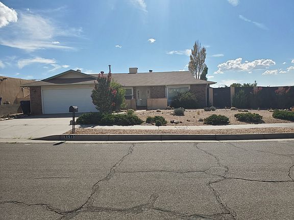 5th image of 13521 Terragon Dr NE
