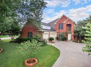 2718 Rocky Creek Dr, Mansfield, TX 76063