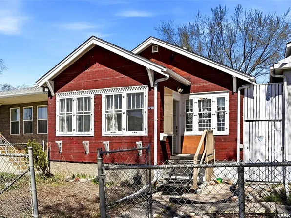 1206 Victoria AVENUE, Regina, SK S4P 0N9