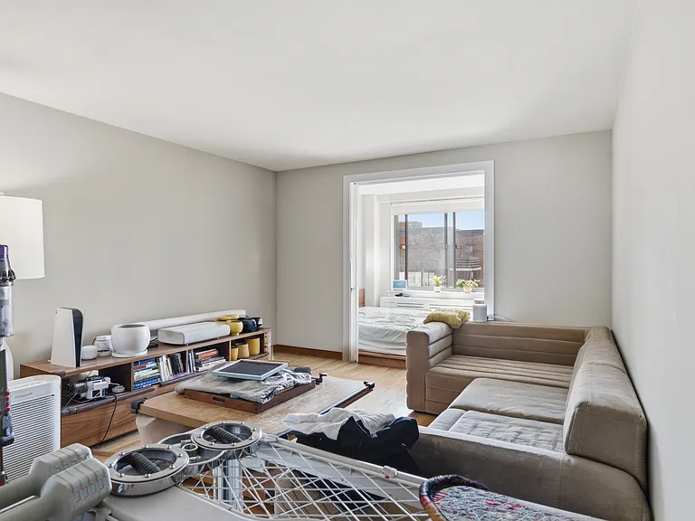 792 Columbus Ave #17F — Photo 7
