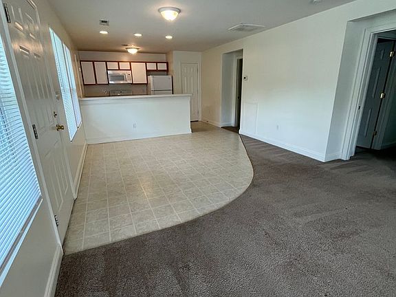 4th image of 1908A Tabor Village Dr #1908-B