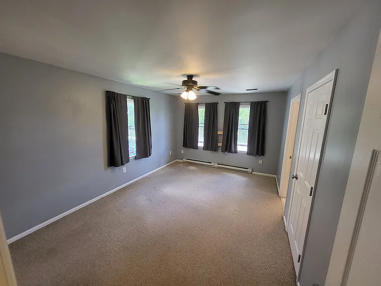 613 Cecil Ave — Photo 12