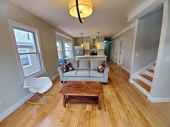 5th image of 50-52 Carrington Ave #3R