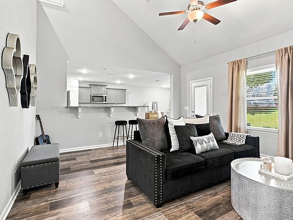 5th image of 1645 Calcutta Dr