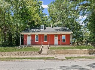 619 E McKinley St, Belleville, IL
