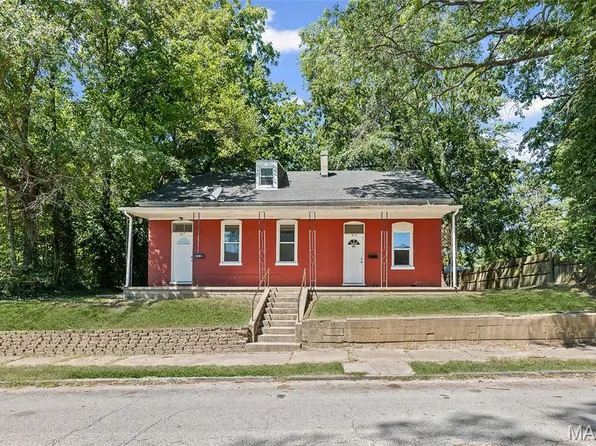 619 E McKinley St, Belleville, IL 62220