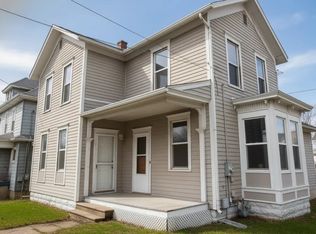 434 1/2 S State Ave, Freeport, IL 61032